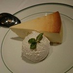 ウルフギャング・ステーキハウス 大阪店 - ニューヨーク・チーズケーキ