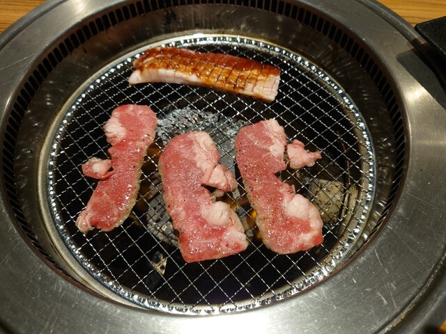744 焼肉1番 熟成焼肉いちばん 鶴ヶ峰店 - 鶴ケ峰/焼肉 | 食べログ