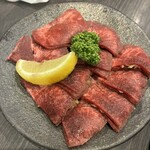 七輪焼肉 炭や - 