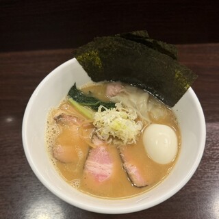 麺屋 ルリカケス_1