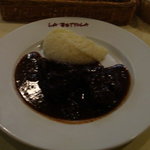 ラ・ベットラ・ダ・オチアイ - 牛ほほ肉の赤ワインソース煮