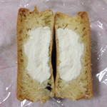 サザエ食品 - クランベリー大名焼き、クリームチーズトロっとしています。クランベリーは生地に。