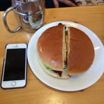 コメダ珈琲店 石和店 - ハンバーガー大きい！！