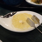 奈良ホテル - ふちが切り取られたレモン