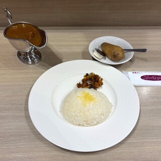 欧風カレー オーベルジーヌ_0