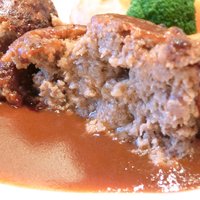 小岩井農場TOKYO  - 小岩井農場牛100%のハンバーグ 1840円 のハンバーグ