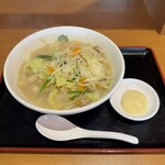 熱烈中華食堂 日高屋 - 料理写真:野菜たっぷりタンメン/ニンニク　2026/7/6