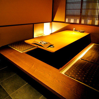 [Private room with sunken kotatsu | 8-15 people] Recommended for company team banquets, circle gatherings, etc.