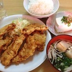 友楽菜館 - とり天定食(750円)