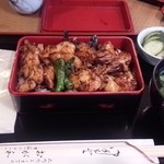 おが和 - やきとり重 1,000円