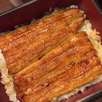 鰻 十和田 - うな重のドアップ