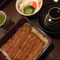 鰻 十和田 - うな重(桜) 3200円