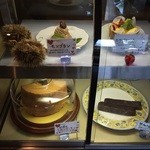 Cafe Accordiana - 出来立てケーキ