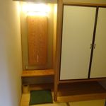 たてしな藍 - 掘りごたつの小部屋の横に着替え室まで付いています。