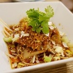 大鵬 - 十勝ハーブ牛の麻辣和え