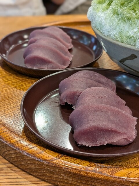 あかふくさん専用 赤福 内宮前支店 （あかふく） - 五十鈴川/和菓子 | 食べログ