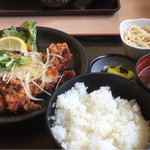 音吉やきとり - 阿波尾鶏のチキン南蛮定食 ¥700