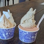 Gelateria & Factory Loop - レギュラーダブル780円、プレミアムダブル860円