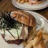 HYOE'S BURGERS + FRIES - 山椒バター磯辺バーガー
