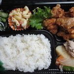 コジーキッチン サクラ - 料理写真:唐揚げ弁当　５００円