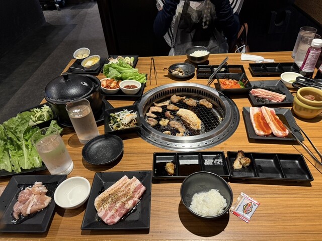 熟成焼肉 いちばん 八尾店 - 河内山本/焼肉 | 食べログ