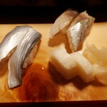 三郎寿し - 小肌　鯵
