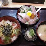 軍ちゃん - 海鮮丼 上 ( 1575円 )