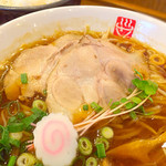 ラーメンいっぱい いっぱい - ラーメン大と卵かけごはん