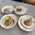 もりや商店 - ホタテバター焼 400円