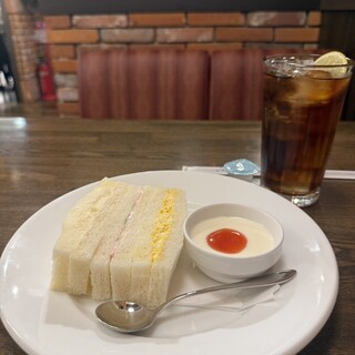 ダフネ珈琲館_1