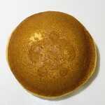 ボンとらや - 料理写真:初代寅蔵どらやき