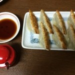 上海軒 - ギョウザ(350円)