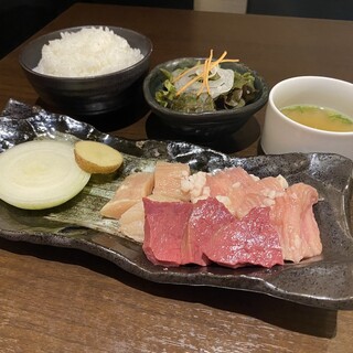 焼肉 旨い牛_2