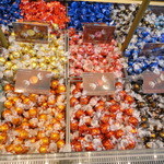 린츠 쇼코라 부티크&카페 가루이자와 푸딩 쇼핑 플라자점 - 量り売りチョコ