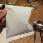 ラ・ボンヌターブル - 