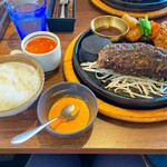 炭火ハンバーグ 肉焼き亭 - 