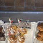 焼きたてパン マンハッタン - 料理写真: