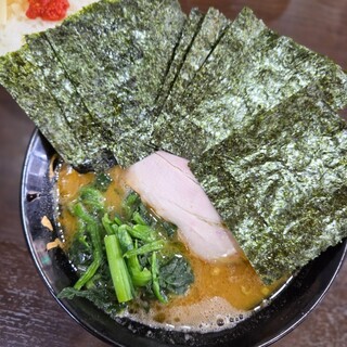 ラーメン 杉田家_1