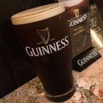 カッチャトーレ - ギネスビール・1パイント