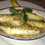 カッチャトーレ - 白アスパラガスのオーブン焼き