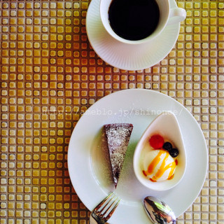 ノラズカフェ_1