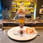 パティスリー&ショコラ バー デリーモ - 料理写真:エレガンスショコラ