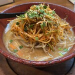 ラーメンガキ大将 - 軽く炙られ香ばしく旨いネギ味噌ラーメン