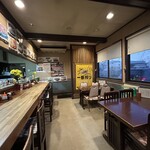 ラーメンガキ大将 - この後テーブルは埋まりました