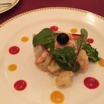 マゼランズ - 2015/04 ＜前菜＞ シュリンプと帆立貝のマリネ、ミックスビーンズ添え