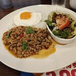 ジョナサン - 料理写真:ガパオライス