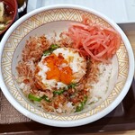 すき家 - 料理写真:まぜのっけ