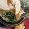 豚骨醤油ラーメン 王道家 - 