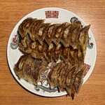 丸正餃子店 - 料理写真:2026.08.07 (金)    餃子×３　1200円（税込）