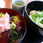 伊勢道安濃SA(下り) レストラン - 伊勢うどん、てこね寿司